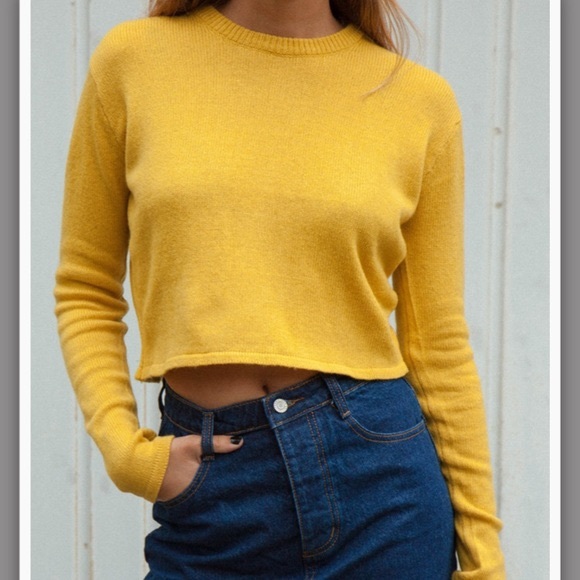 Brandy Melville Francesca Yellow Crop Sweater OS - Picture 2 of 8